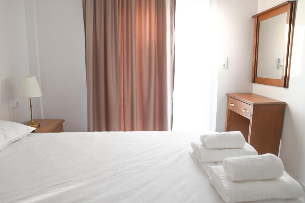 Faidra Apartments Néa Péramos Zewnętrze zdjęcie