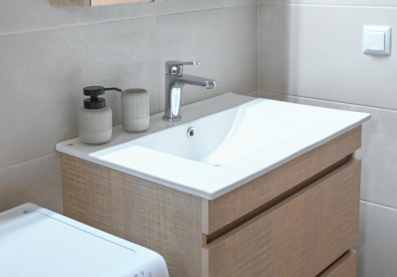 Faidra Apartments Néa Péramos Zewnętrze zdjęcie